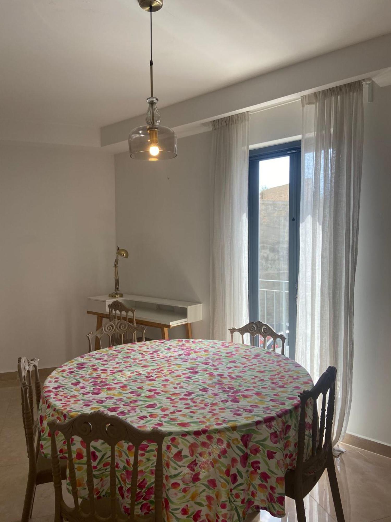 Cozy 2 Bedroom Apartment Near Seafront Gzira Εξωτερικό φωτογραφία
